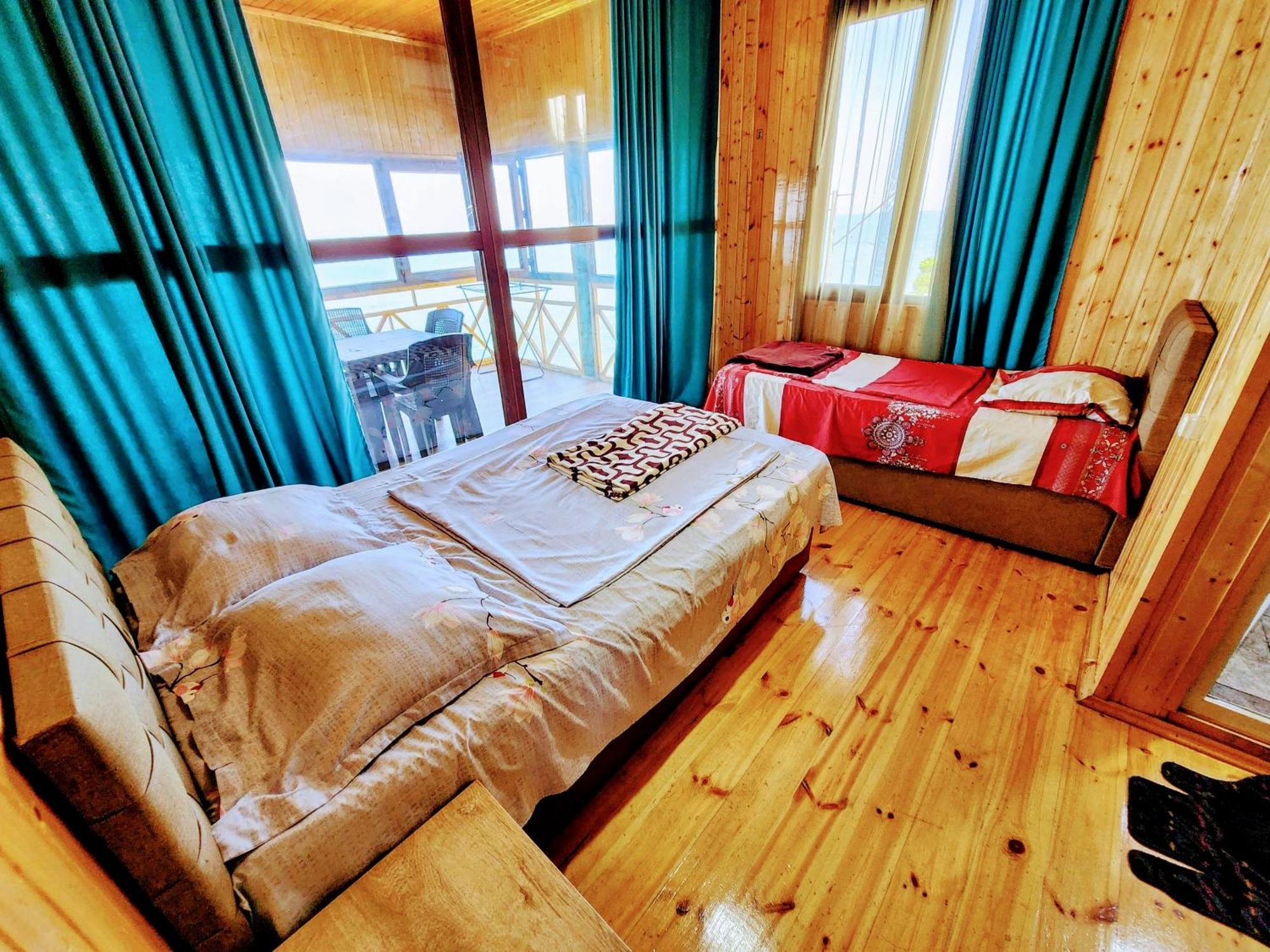 Guest House Nona Tsjakvi Eksteriør bilde